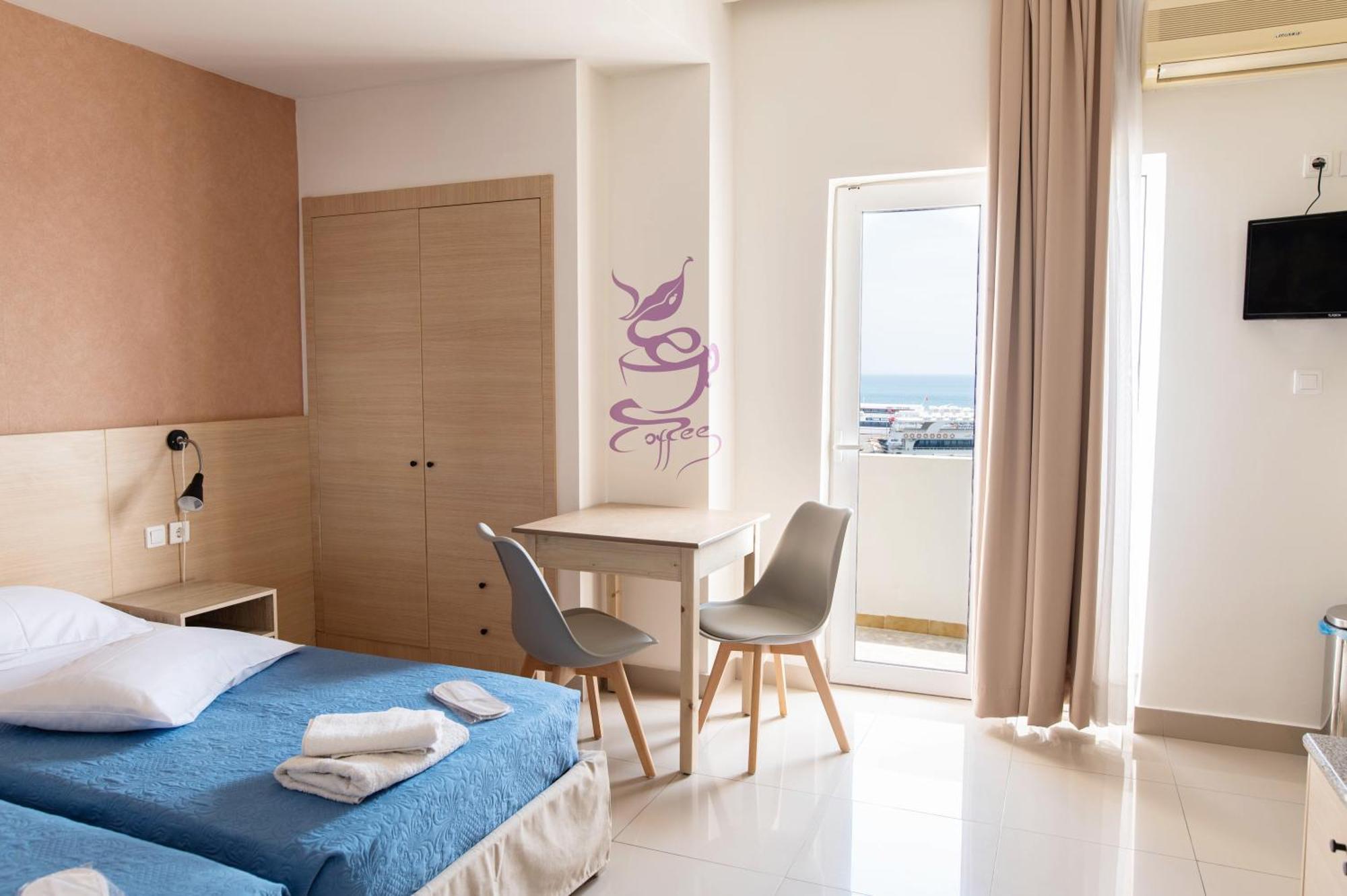 Achilleas Hotel Apartments คอสทาวน์ ภายนอก รูปภาพ